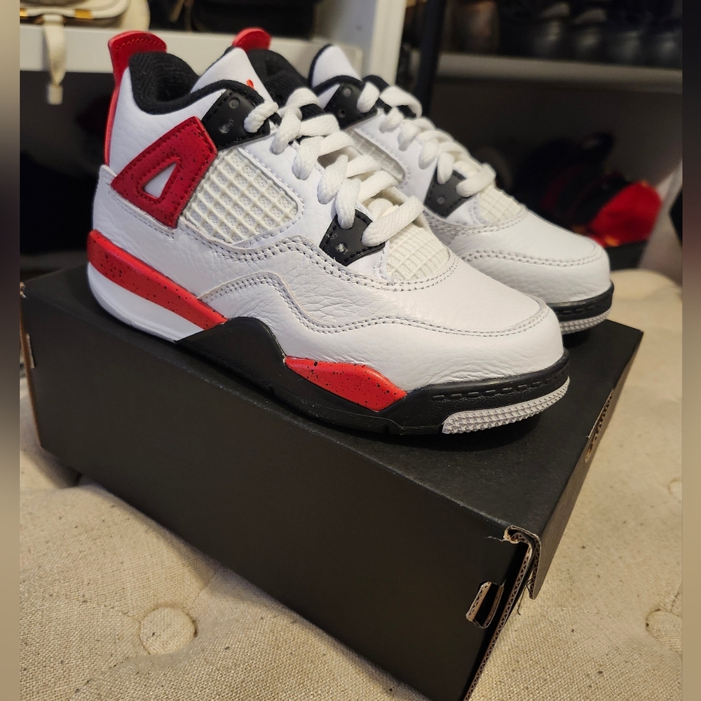 Jordan Retro 4
